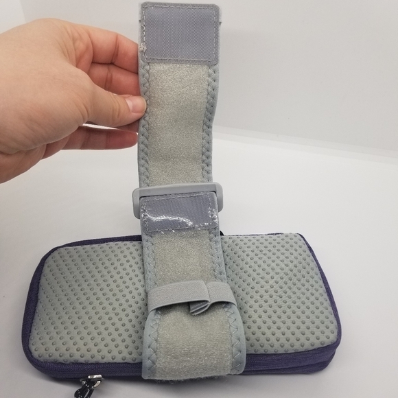 Mengar purple water-resistant arm band for running - Picture 4 of 6